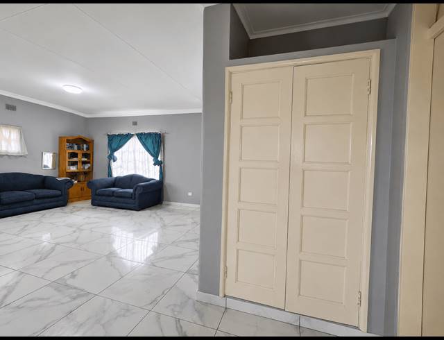 3 BEDROOM HOUSE FOR SALE IN DUNCANVILLE